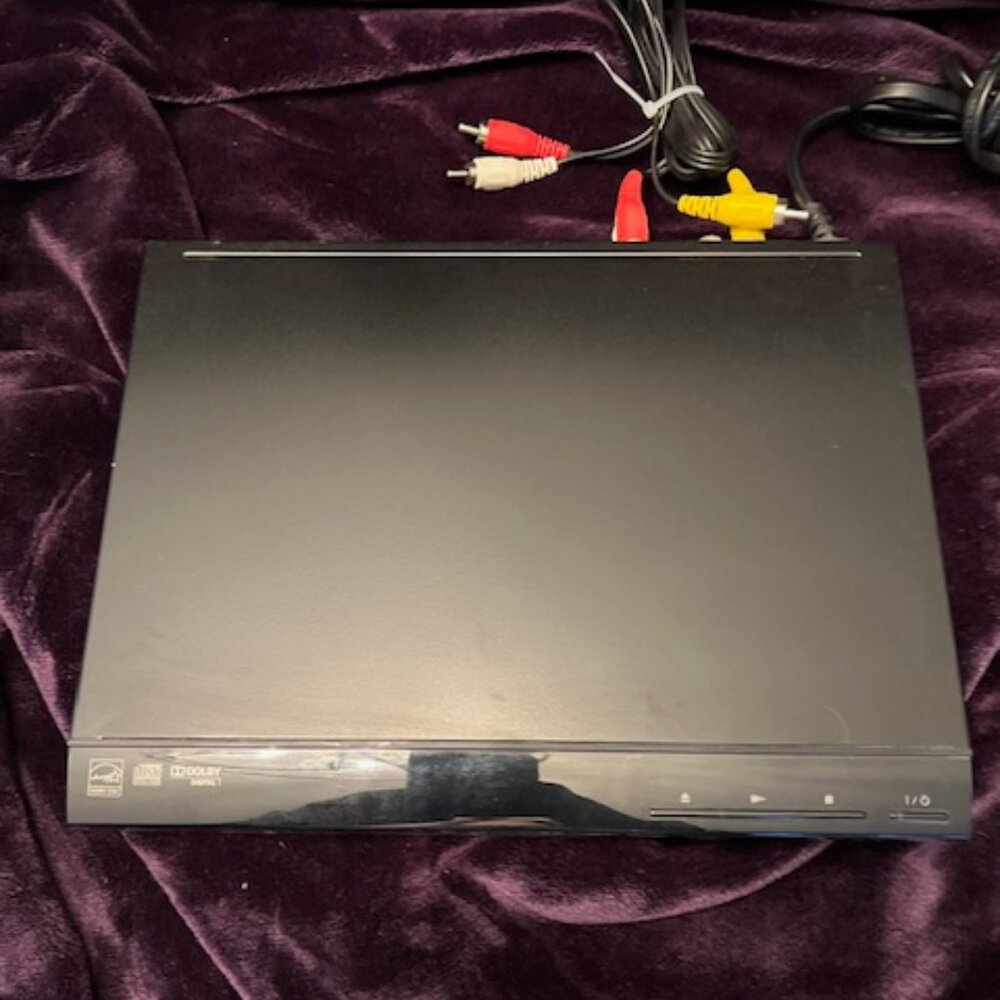 Sony progressive scan DVD/CD player DVP-SR210P Movie Night (popcorn not included